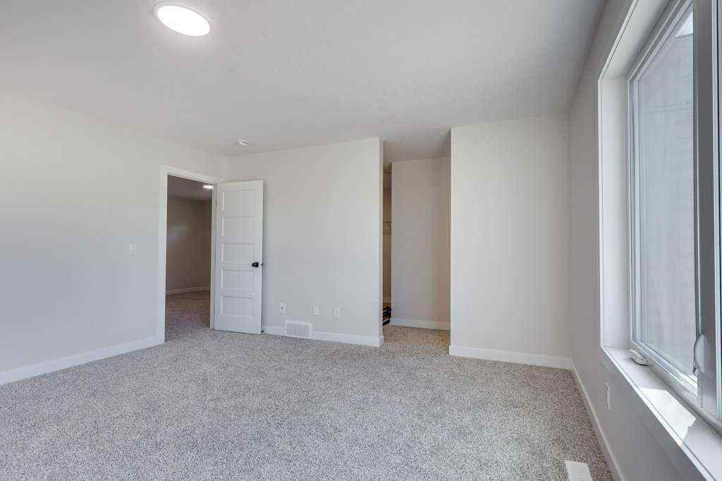 MLS® A2226605 - 117 Crestview Boulevard  in Crestview Sylvan Lake, Residential