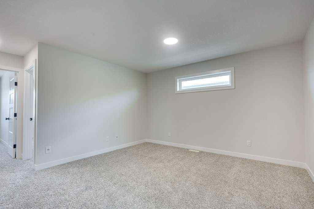 MLS® A2226605 - 117 Crestview Boulevard  in Crestview Sylvan Lake, Residential