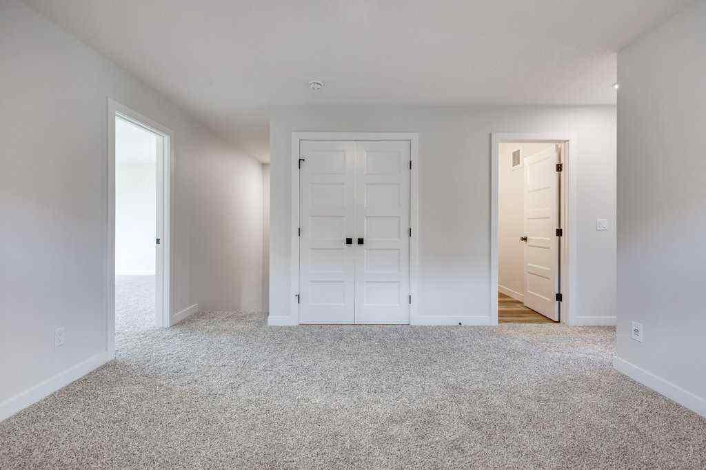 MLS® A2226605 - 117 Crestview Boulevard  in Crestview Sylvan Lake, Residential