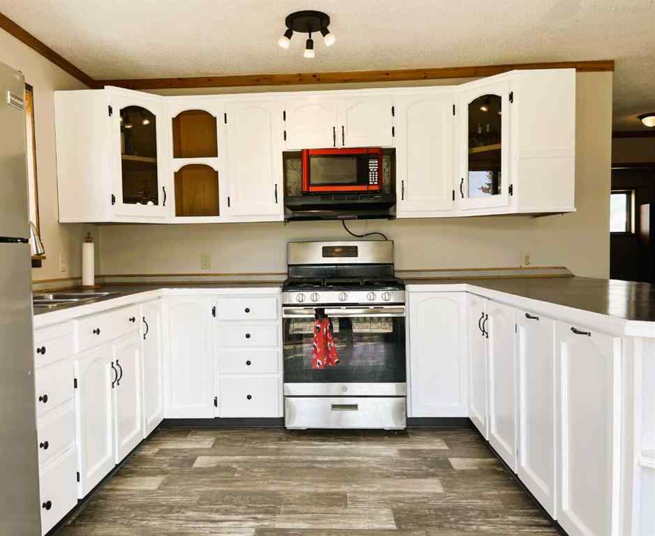 MLS® A2226612 - 842070 Range Road 30   in NONE Rural Clear Hills County, Agri-Business