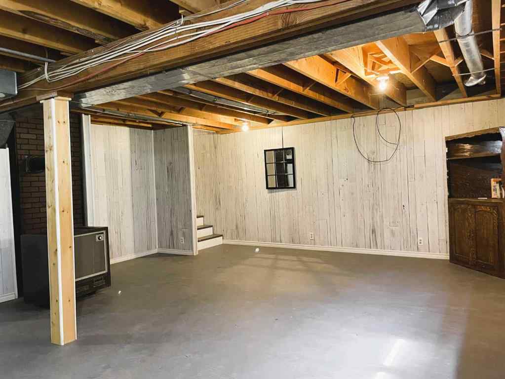 MLS® A2226612 - 842070 Range Road 30   in NONE Rural Clear Hills County, Agri-Business