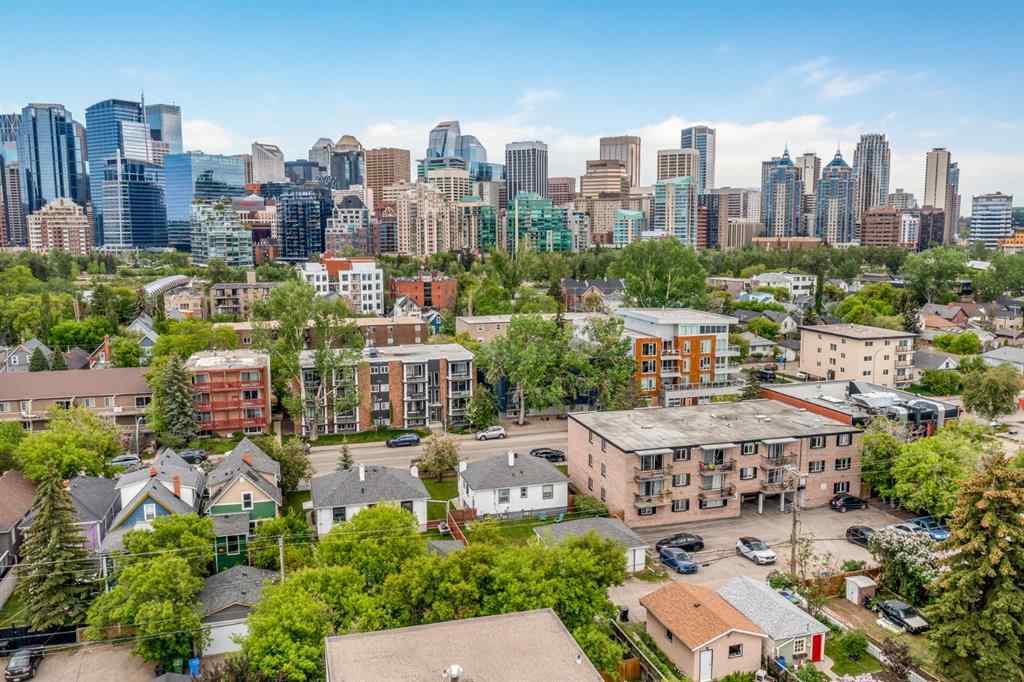 MLS® A2226617 - 922 & 926 2 Avenue NW in Sunnyside Calgary, Multi-Family