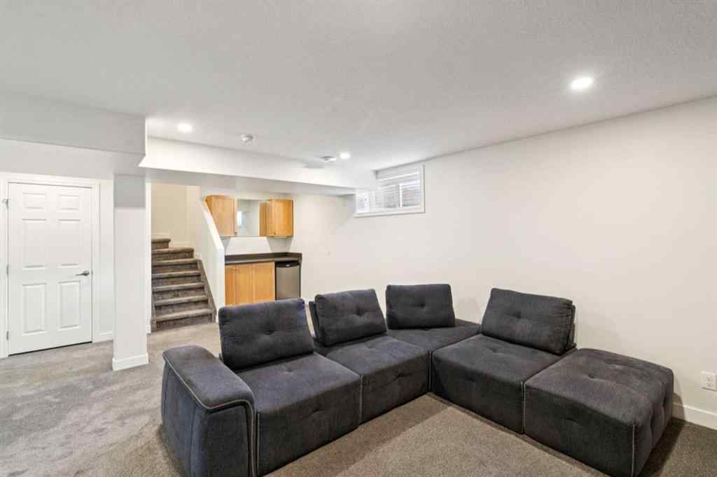 MLS® A2226632 - 2 Citadel Estates Heights NW in Citadel Calgary, Residential