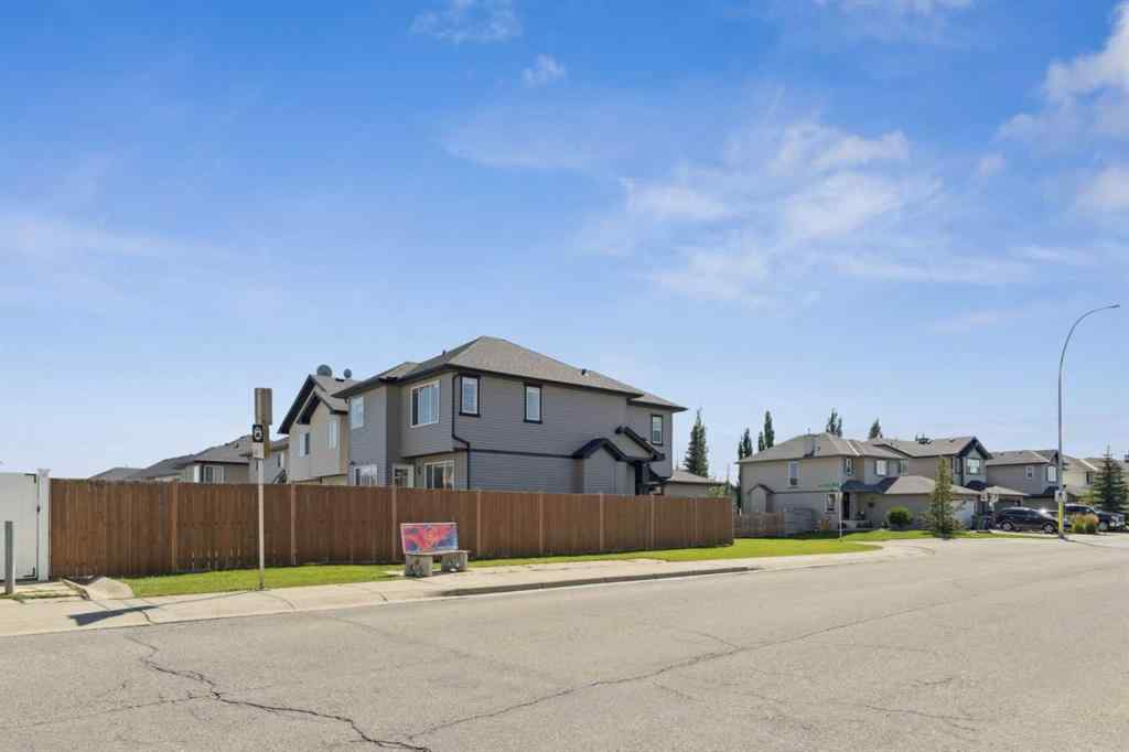 MLS® A2226632 - 2 Citadel Estates Heights NW in Citadel Calgary, Residential