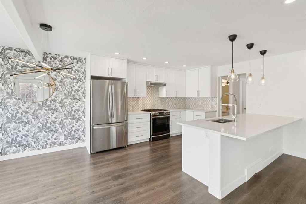 MLS® A2226632 - 2 Citadel Estates Heights NW in Citadel Calgary, Residential