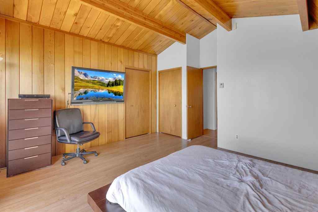 MLS® A2226653 - 411 Birchcliff Road  in NONE Birchcliff, Residential