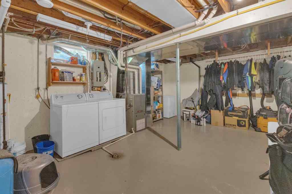 MLS® A2226653 - 411 Birchcliff Road  in NONE Birchcliff, Residential