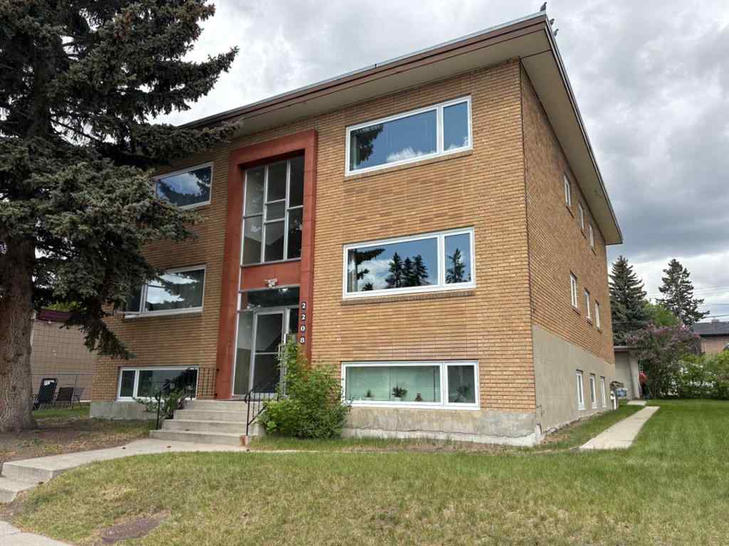 MLS® A2226753 - Unit #1-6 2208 20 Avenue NW in Banff Trail Calgary, Multi-Family