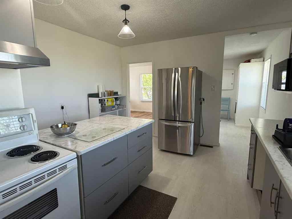 MLS® A2226811 - 121 3 Avenue  in NONE Chinook, Residential