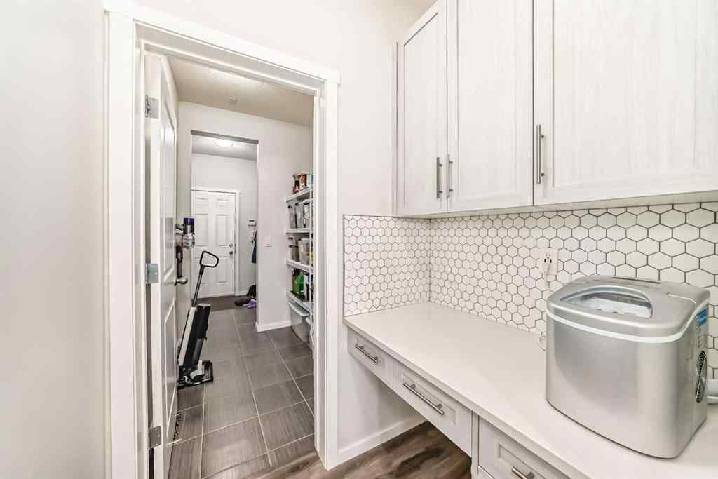 MLS® A2226819 - 165 Nolanhurst Way NW in Nolan Hill Calgary, Residential