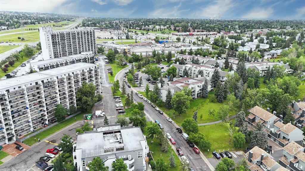 MLS® A2226842 - Unit #111 25 Glamis Green SW in Glamorgan Calgary, Residential