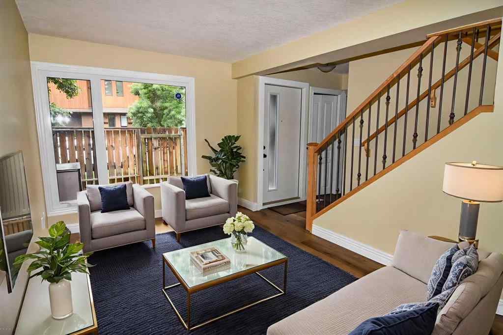 MLS® A2226842 - Unit #111 25 Glamis Green SW in Glamorgan Calgary, Residential