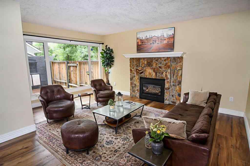 MLS® A2226842 - Unit #111 25 Glamis Green SW in Glamorgan Calgary, Residential
