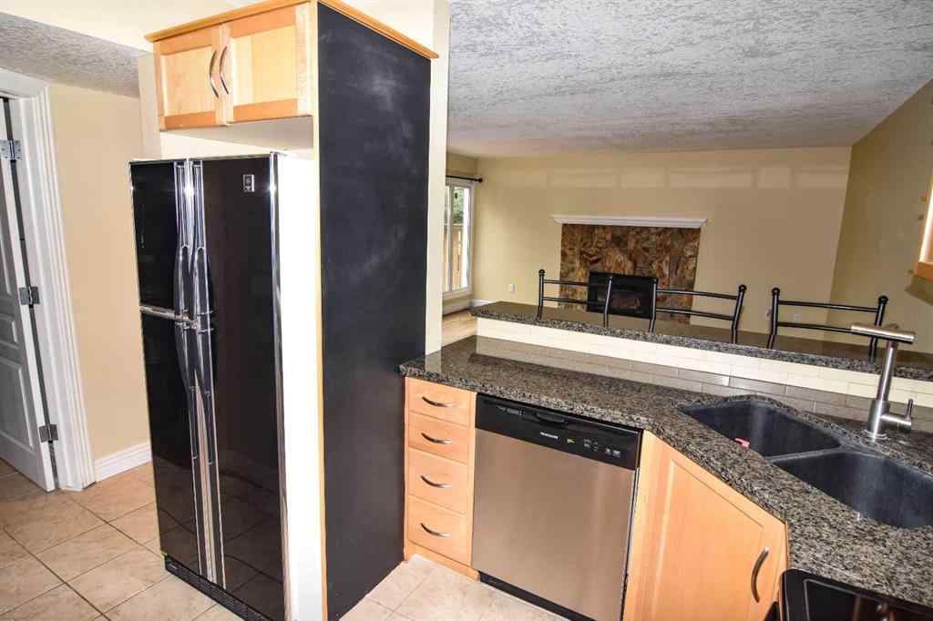MLS® A2226842 - Unit #111 25 Glamis Green SW in Glamorgan Calgary, Residential
