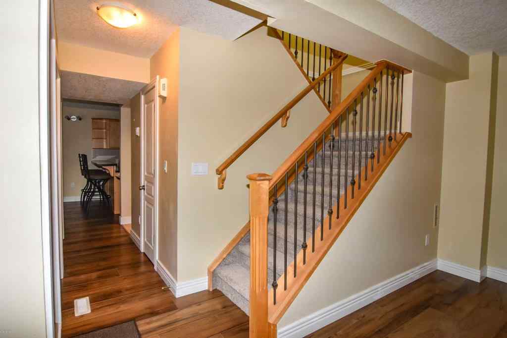 MLS® A2226842 - Unit #111 25 Glamis Green SW in Glamorgan Calgary, Residential
