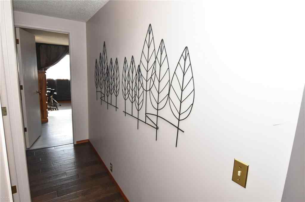 MLS® A2226849 - Unit #41 3302 50 Street NW in Varsity Calgary, Residential