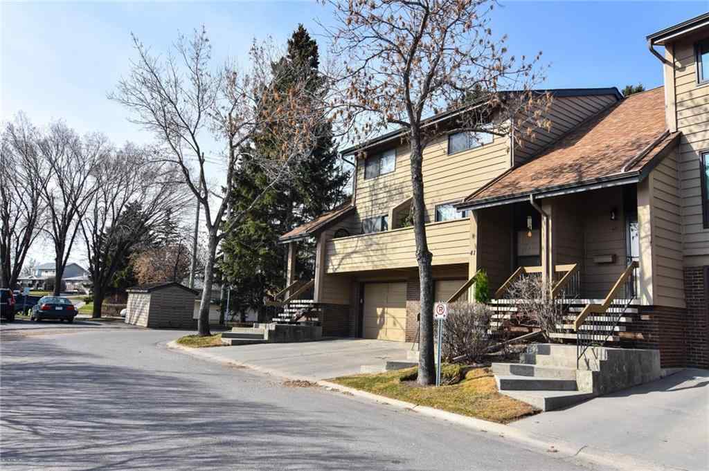 MLS® A2226849 - Unit #41 3302 50 Street NW in Varsity Calgary, Residential