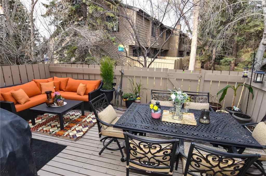 MLS® A2226849 - Unit #41 3302 50 Street NW in Varsity Calgary, Residential