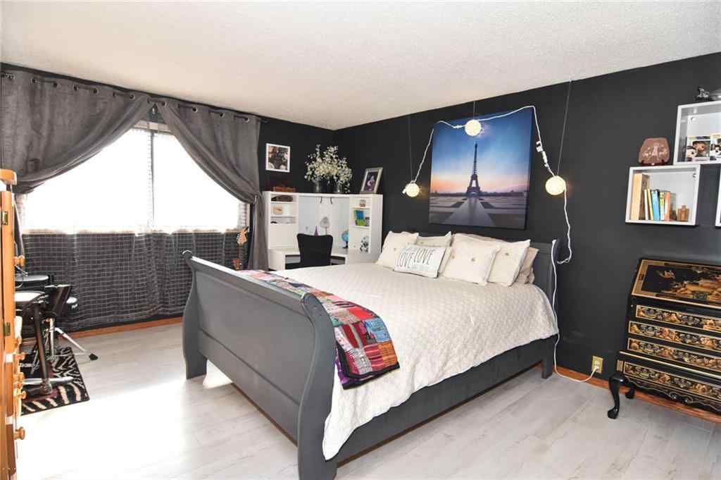 MLS® A2226849 - Unit #41 3302 50 Street NW in Varsity Calgary, Residential