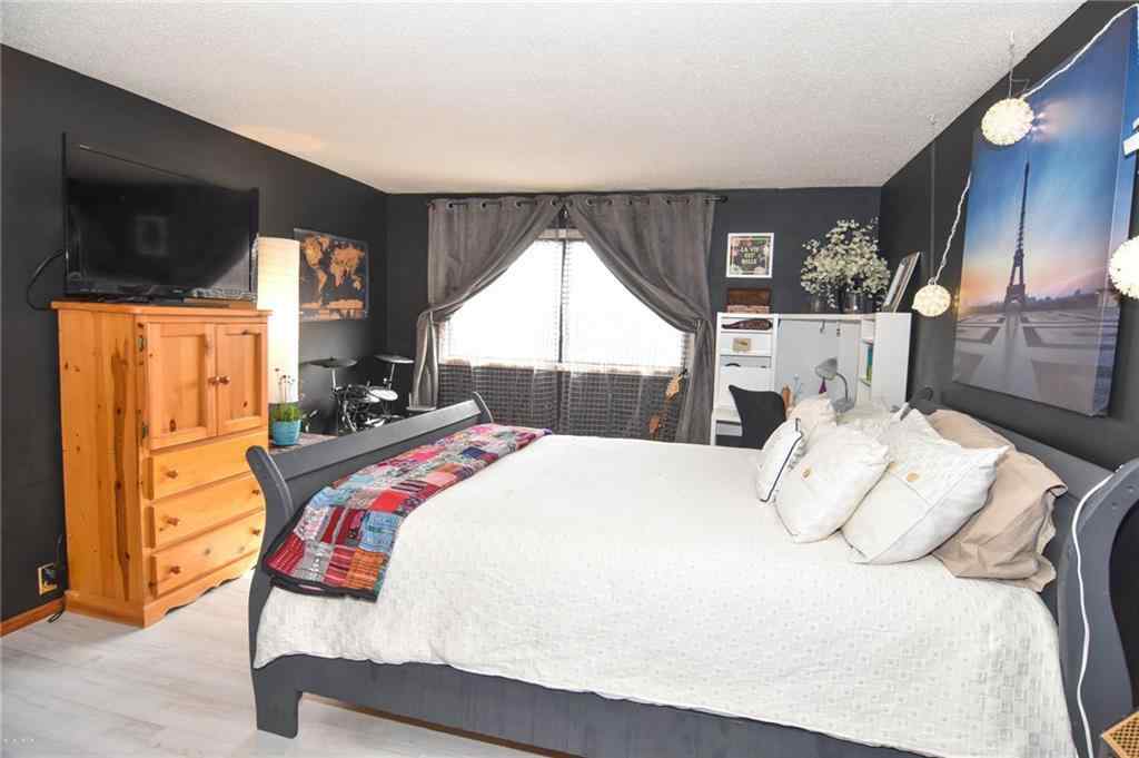 MLS® A2226849 - Unit #41 3302 50 Street NW in Varsity Calgary, Residential
