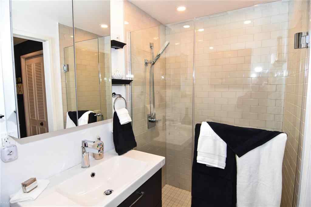 MLS® A2226849 - Unit #41 3302 50 Street NW in Varsity Calgary, Residential