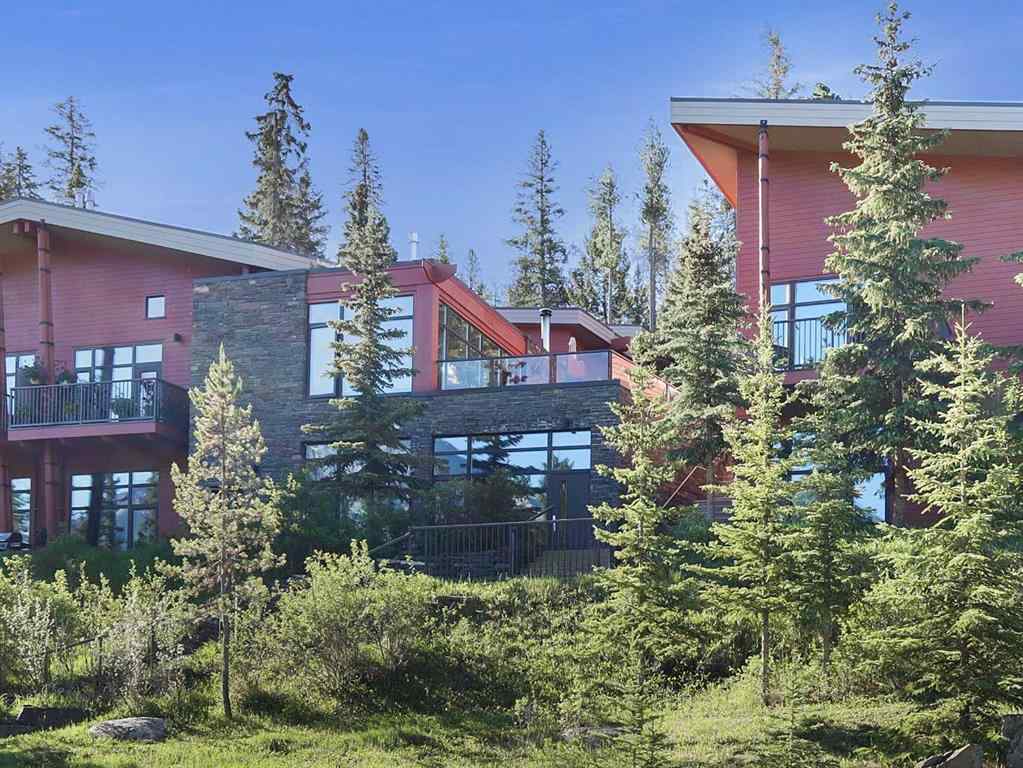 MLS® A2226887 - Unit #204 113 Cave Avenue  in NONE Banff, Residential