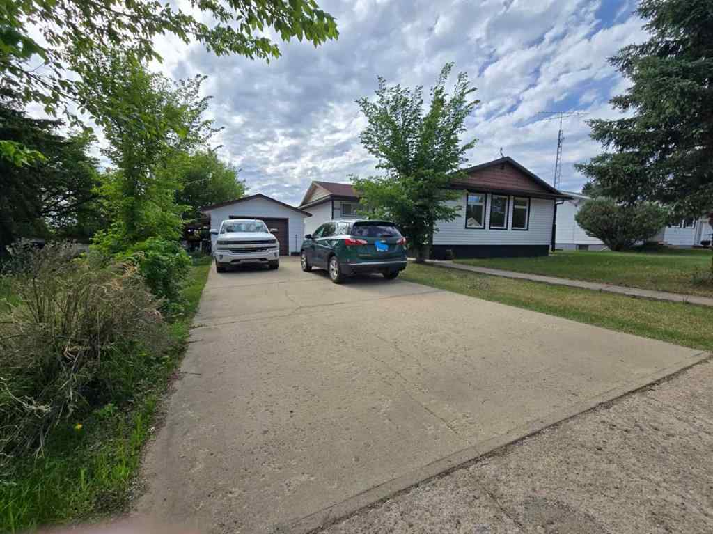 MLS® A2226944 - 5006 51 Street  in Myrnam Myrnam, Residential