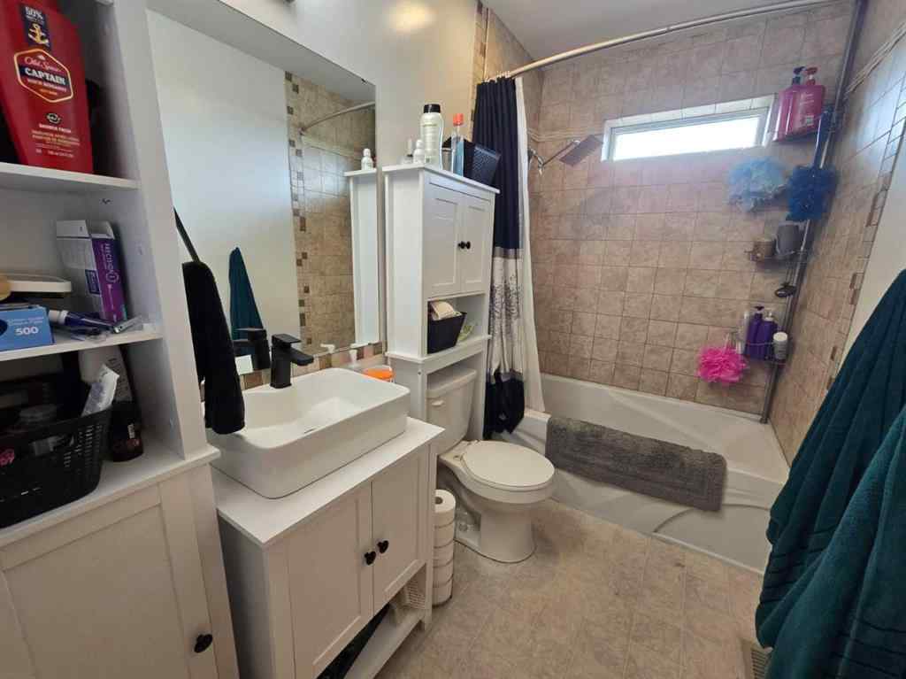 MLS® A2226944 - 5006 51 Street  in Myrnam Myrnam, Residential