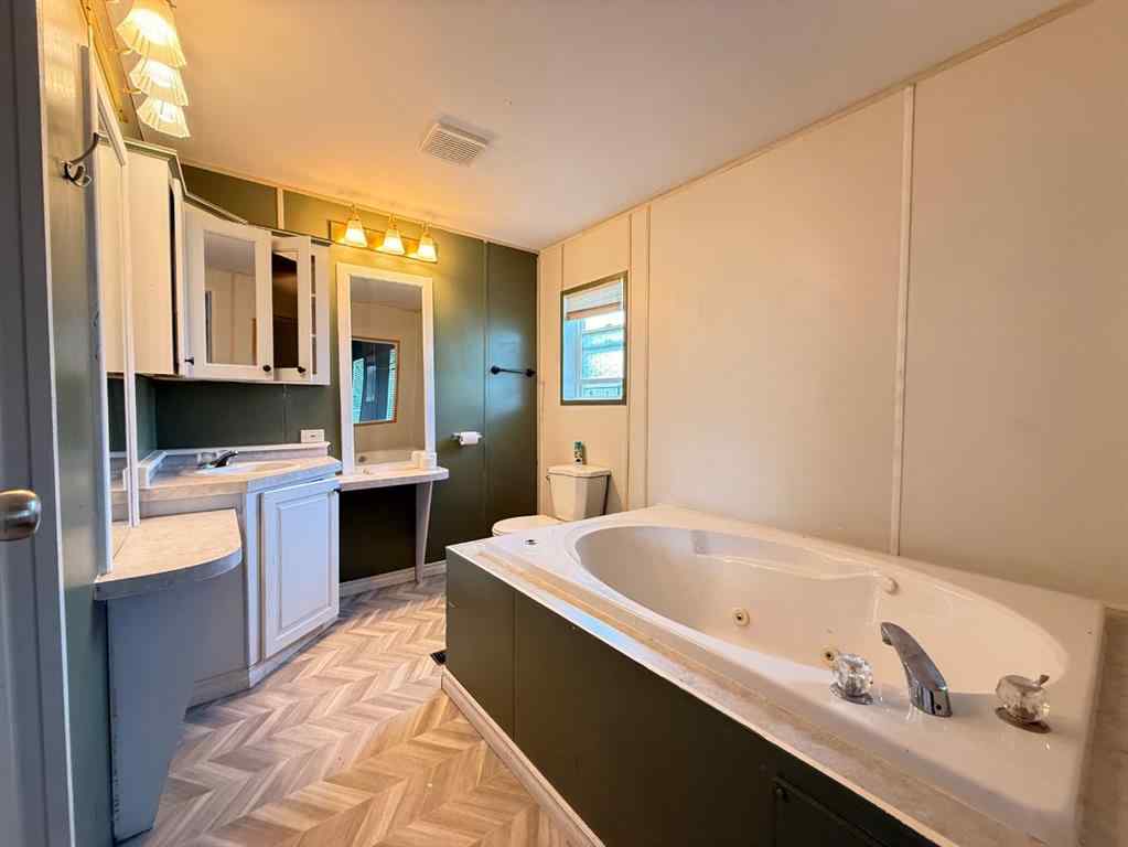 MLS® A2226996 - 428 5 Street N in Marwayne Marwayne, Residential