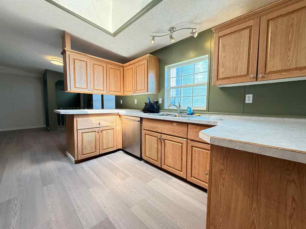 MLS® A2226996 - 428 5 Street N in Marwayne Marwayne, Residential