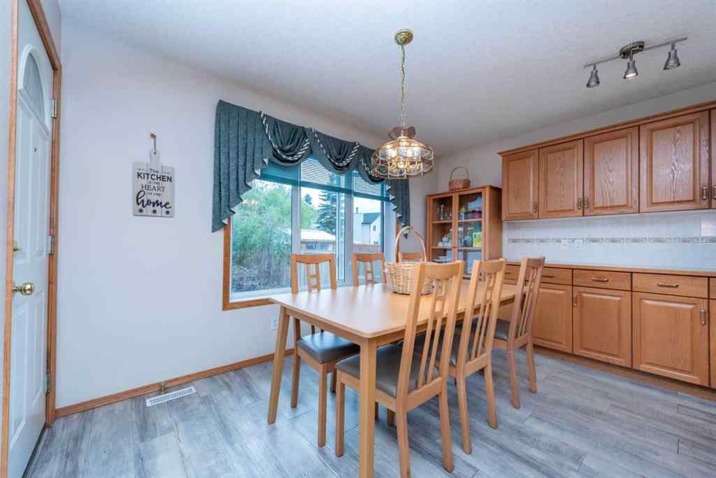 MLS® A2227014 - 520 Tanner Drive SE in Thorburn Airdrie, Residential
