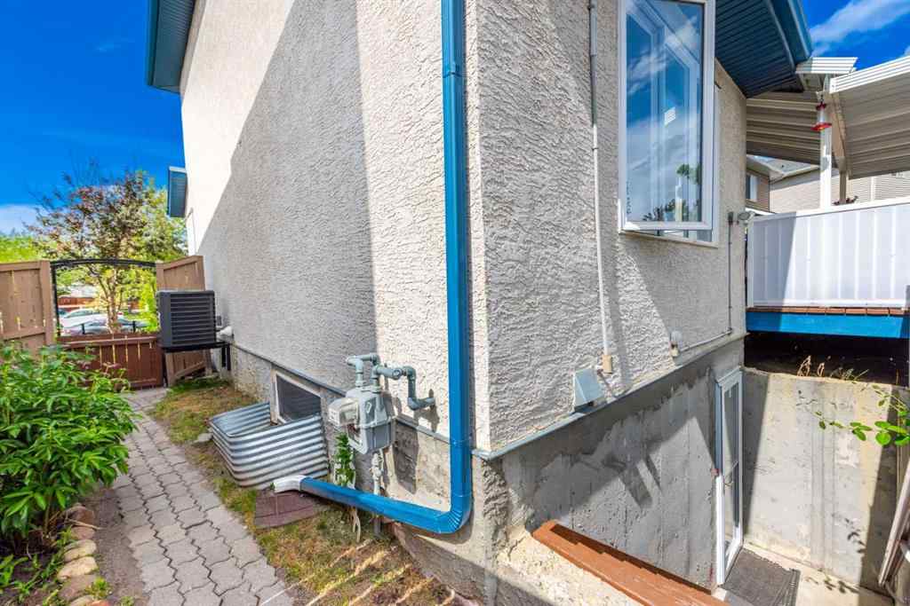 MLS® A2227014 - 520 Tanner Drive SE in Thorburn Airdrie, Residential