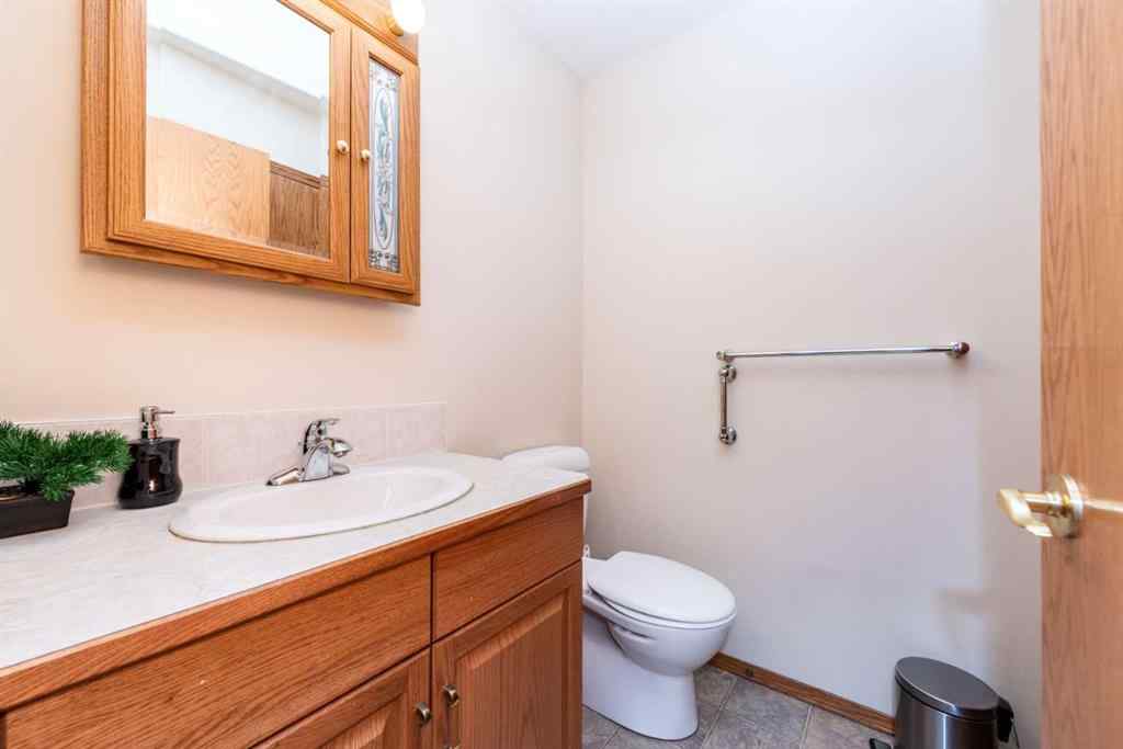 MLS® A2227014 - 520 Tanner Drive SE in Thorburn Airdrie, Residential