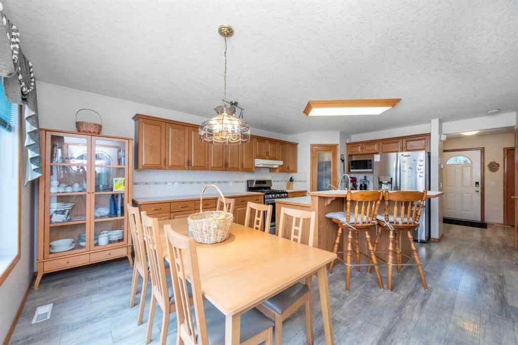 MLS® A2227014 - 520 Tanner Drive SE in Thorburn Airdrie, Residential