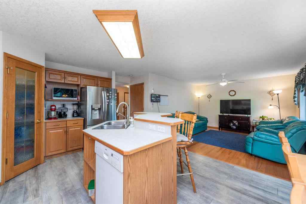 MLS® A2227014 - 520 Tanner Drive SE in Thorburn Airdrie, Residential