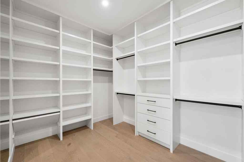 MLS® A2227116 - 3116 4A Street NW in Mount Pleasant Calgary, Residential