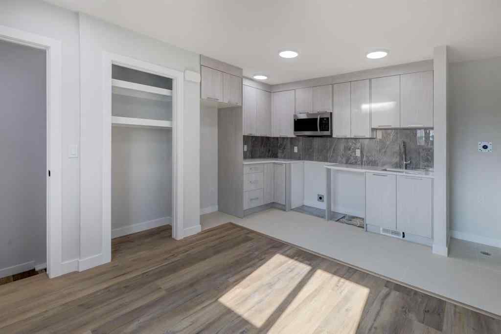 MLS® A2227135 - 2219 29 Avenue SW in Richmond Calgary, Residential
