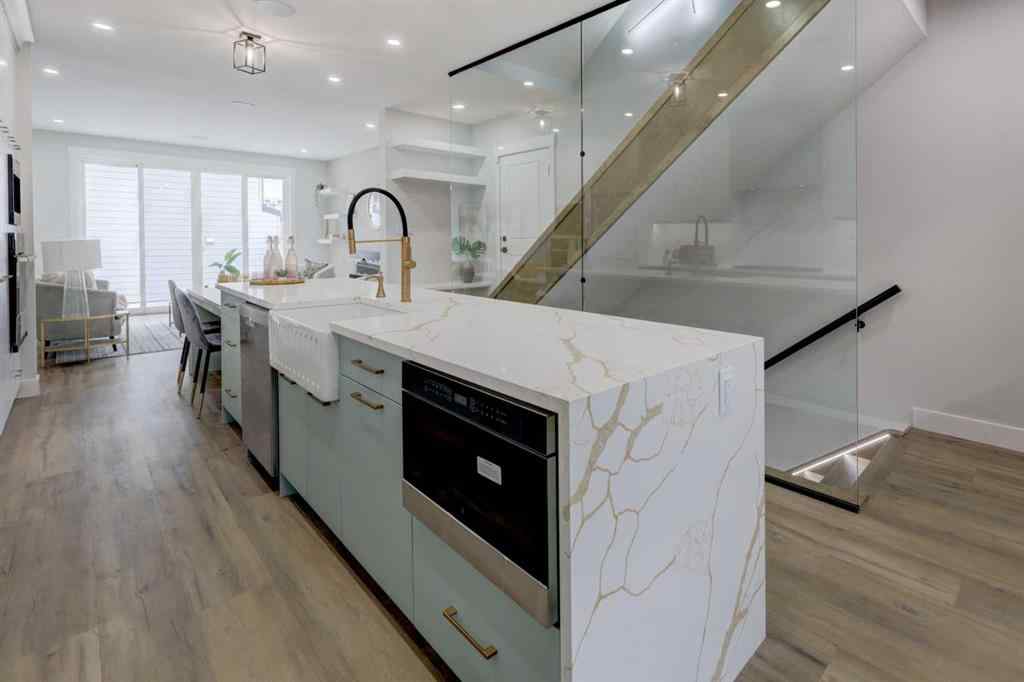 MLS® A2227135 - 2219 29 Avenue SW in Richmond Calgary, Residential