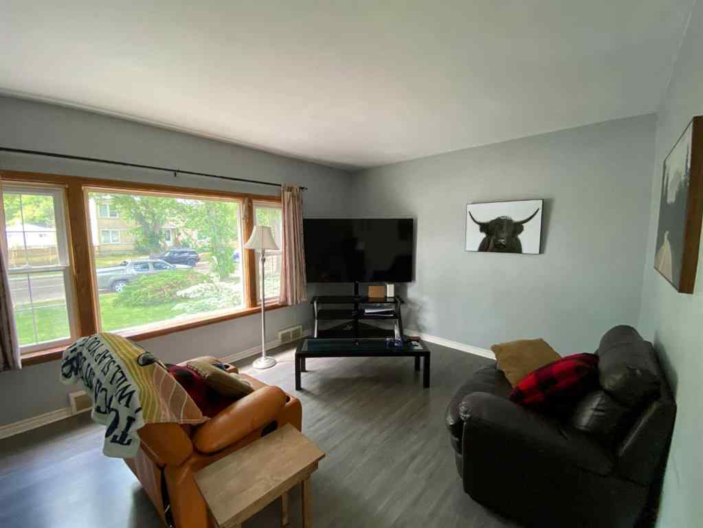 MLS® A2227143 - 518 4 Avenue W in West End Brooks, Residential