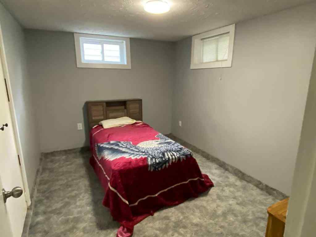 MLS® A2227143 - 518 4 Avenue W in West End Brooks, Residential