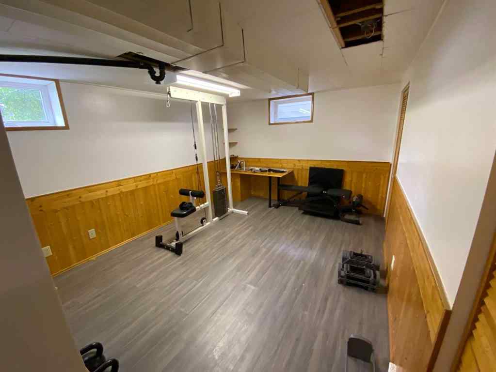 MLS® A2227143 - 518 4 Avenue W in West End Brooks, Residential