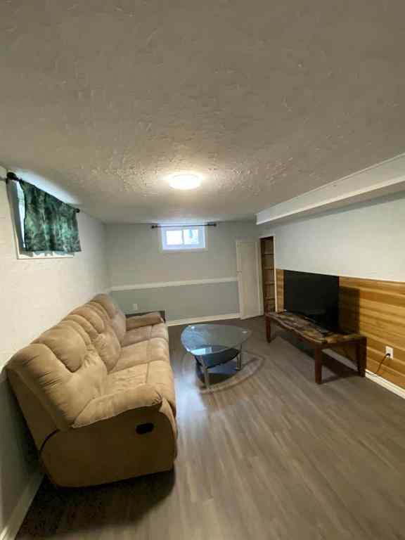 MLS® A2227143 - 518 4 Avenue W in West End Brooks, Residential