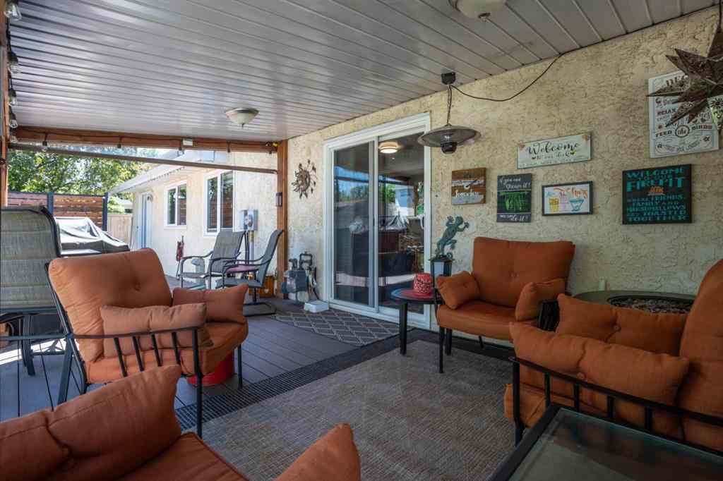 MLS® A2227182 - 4313 66 Street  in Westmount Camrose, Residential