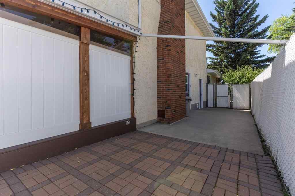 MLS® A2227182 - 4313 66 Street  in Westmount Camrose, Residential
