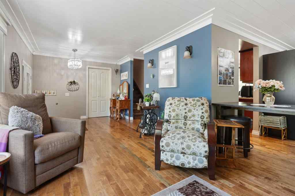 MLS® A2227182 - 4313 66 Street  in Westmount Camrose, Residential