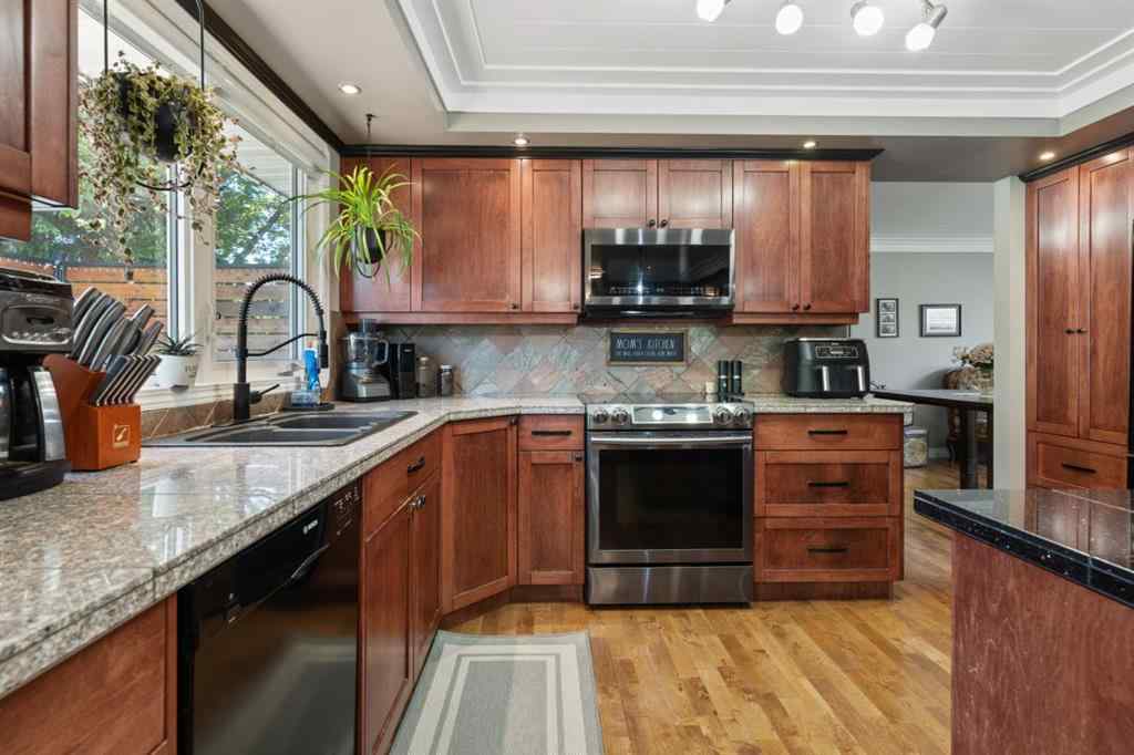 MLS® A2227182 - 4313 66 Street  in Westmount Camrose, Residential