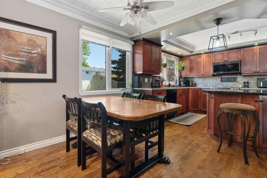 MLS® A2227182 - 4313 66 Street  in Westmount Camrose, Residential