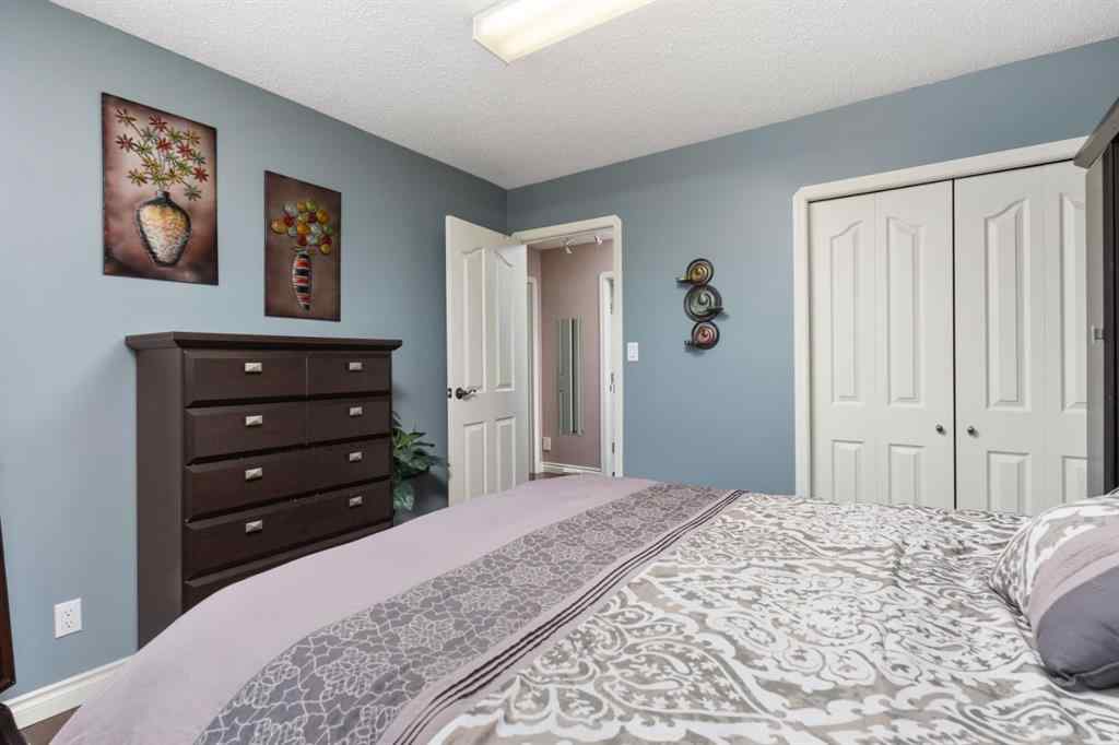 MLS® A2227182 - 4313 66 Street  in Westmount Camrose, Residential