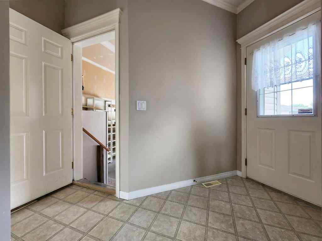 MLS® A2227191 - 27 Skyline Crescent  in NONE Claresholm, Residential