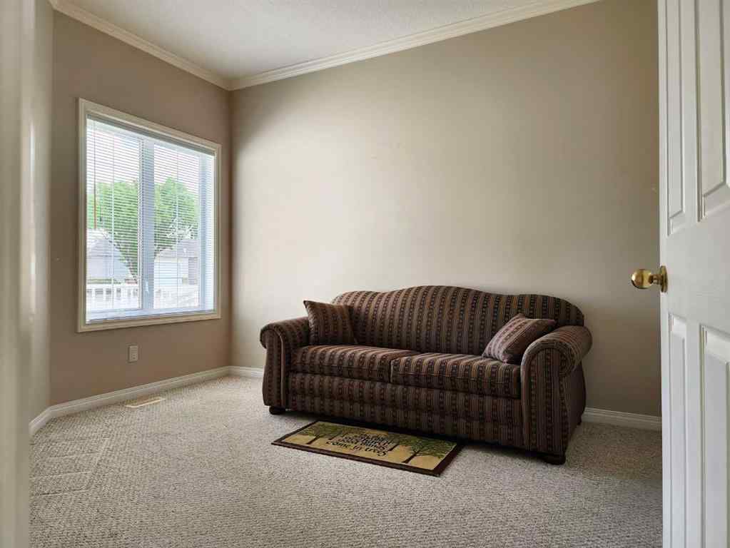 MLS® A2227191 - 27 Skyline Crescent  in NONE Claresholm, Residential